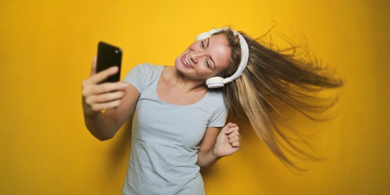 Open Fm, die digitale Plattform von Polonesa, die den Trend setzt