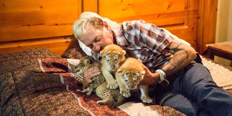 Tiger King, Wiedereröffnung des Zoos und Serie mit Nicolas Cage